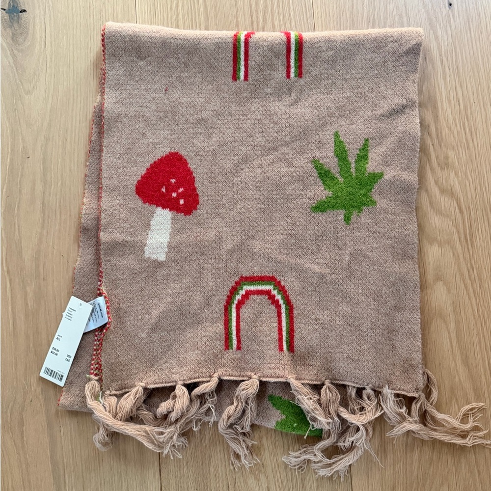NWT URBAN OUTFITTERS mushroom weed brown scarf